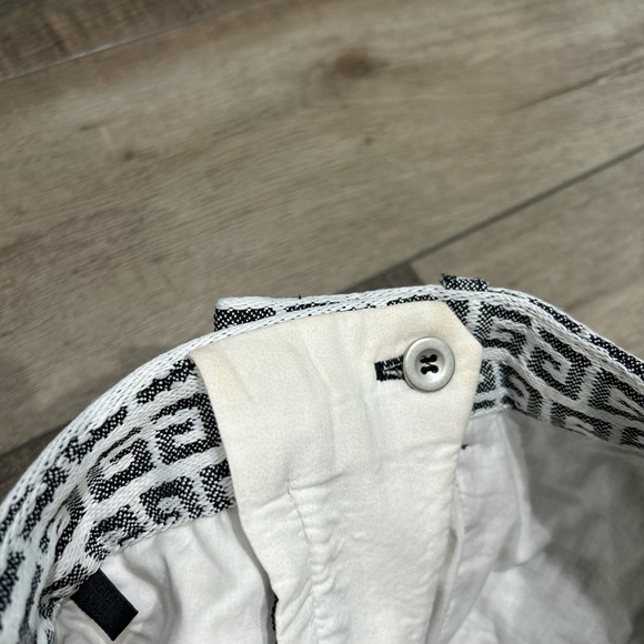 Givenchy 4G motif embroidered mini shorts - Picture 9 of 9